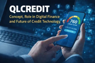 Smartphone displaying digital credit score representing Qlcredit and modern digital finance technology